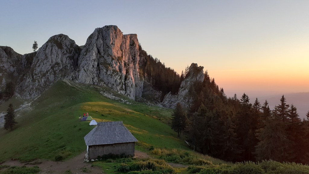 [Romania] Camping in the Buila-Vânturarița National&nbsp;Park